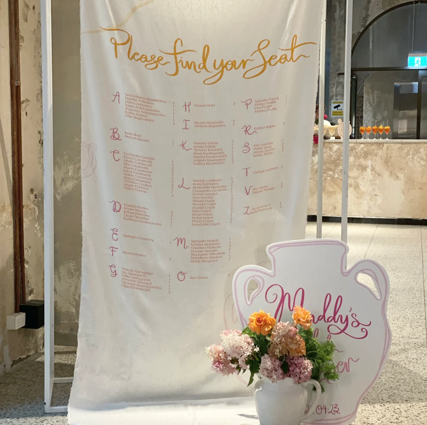 Elegant Linen Wedding Signs: The Perfect Fabric Touch for Your Big Day ...