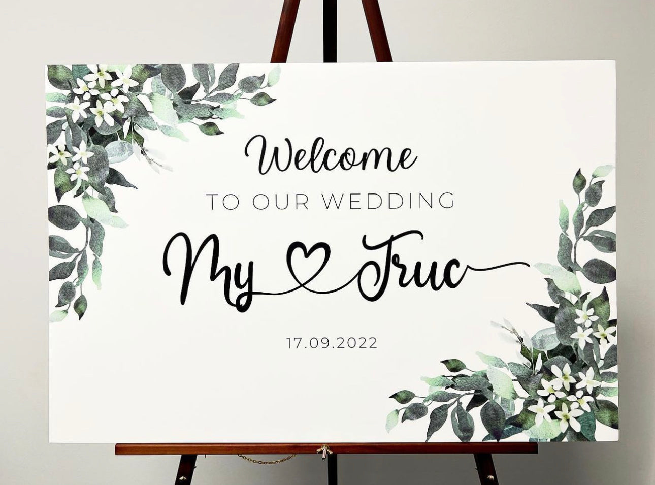 Minimal Green Floral Welcome Sign